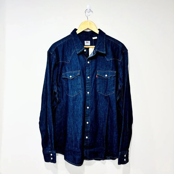 LEVI'S Classic Western Standard Fit  Shirt - Picture 2 of 9
